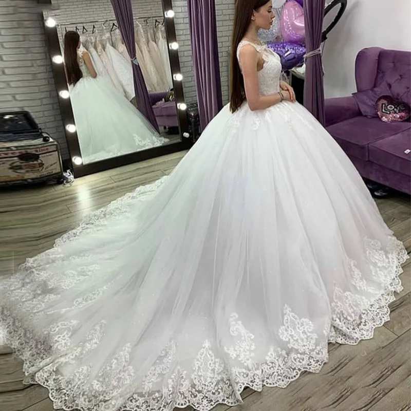 Robe de mariée en dentelle blanche avec appliques, robes de Rh, dos à lacets, patients de princesse de luxe, quel que soit le Scoop, encolure dégagée, train court