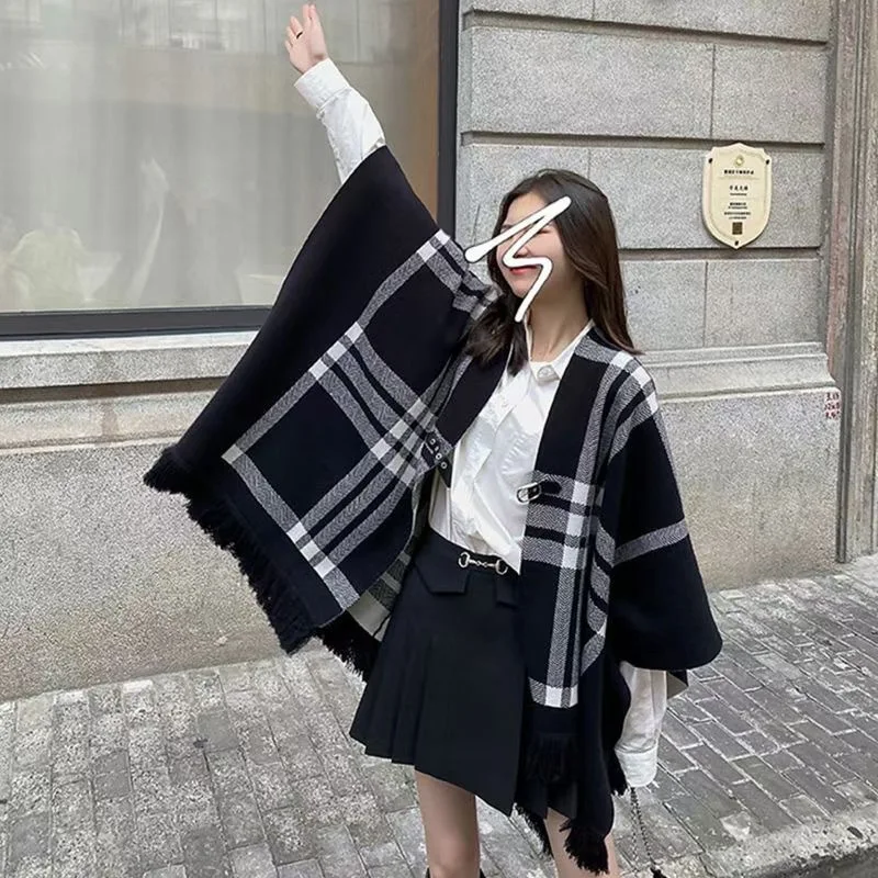 

Autumn New Fashion Plus Size Warm Cardigans Plaid Capes & Ponchos Women Christmas Gift Female Knitted Clothes