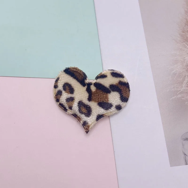 35Pcs/Lot 4.5*3.5CM Felt Leopard Heart Padded Applique For Clothes Hat Sewing Supplies DIY Hair Clip Accessories Patches