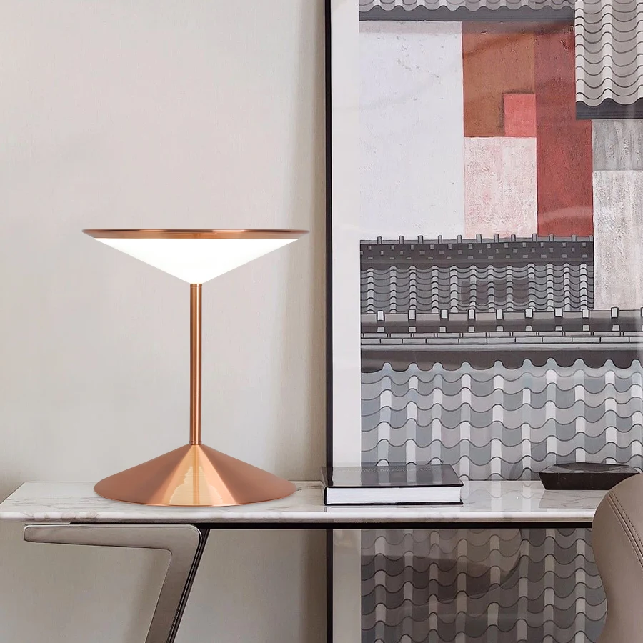 Creative LED Table Lamp Acrylic Cover Simple Foyer Bedroom Bedside Study Decor Desk Light Rose Gold/Chrome Metal Light Fixture