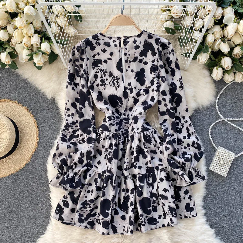 

2021 Spring and Summer New Retro Fashion Leopard Print French Long-sleeved Waist-sealing Design Ruffled Dress