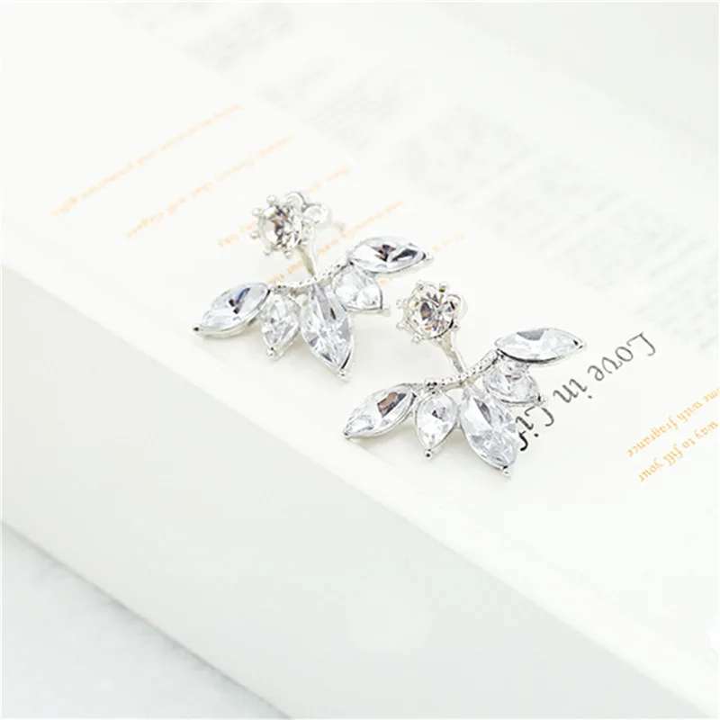 Trendy Crystal Small Stud Earring For Women Korean Daisy Leaves Girls Sweet Earring Fashion Jewelry Accessories