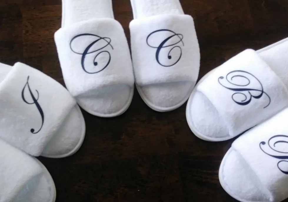 

Personalised bridal party Gifts bride Wedding Slippers,maid of honor Open Toes slippers custom mother of the groom Bridesmaid