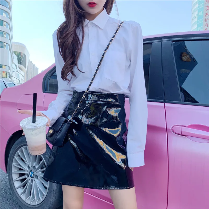 

2021 new skirt high waist bright leather short skirt black a-line package hip skirt DQ1332