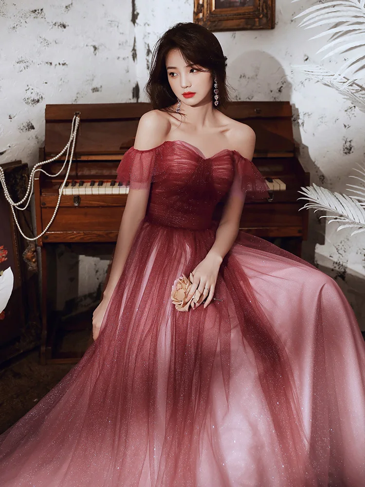 

2020 New Temperament Banquet Dresses Sexy Bride Wedding Party Dress Gown Toast Clothing