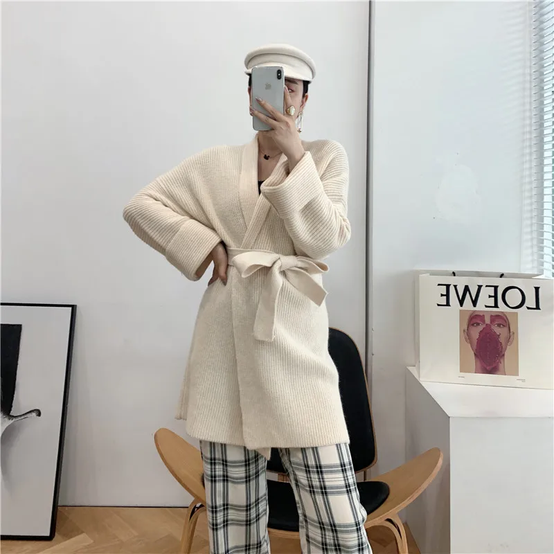 [ZAYAU]Autumn and Winter Red Temperament Celebrity Lapel Versatile Sweater Design Feeling Waist Strap Knitted Cardigan Coat