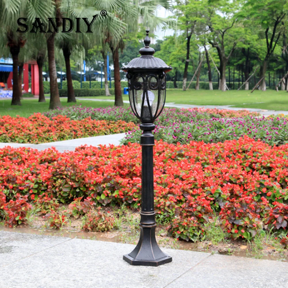 Upright lights Outdoor Pillar Lamp European Door Post Lamp Waterproof Exterior Garden Yard Pillar Lighting AC110V 220V Max 100W