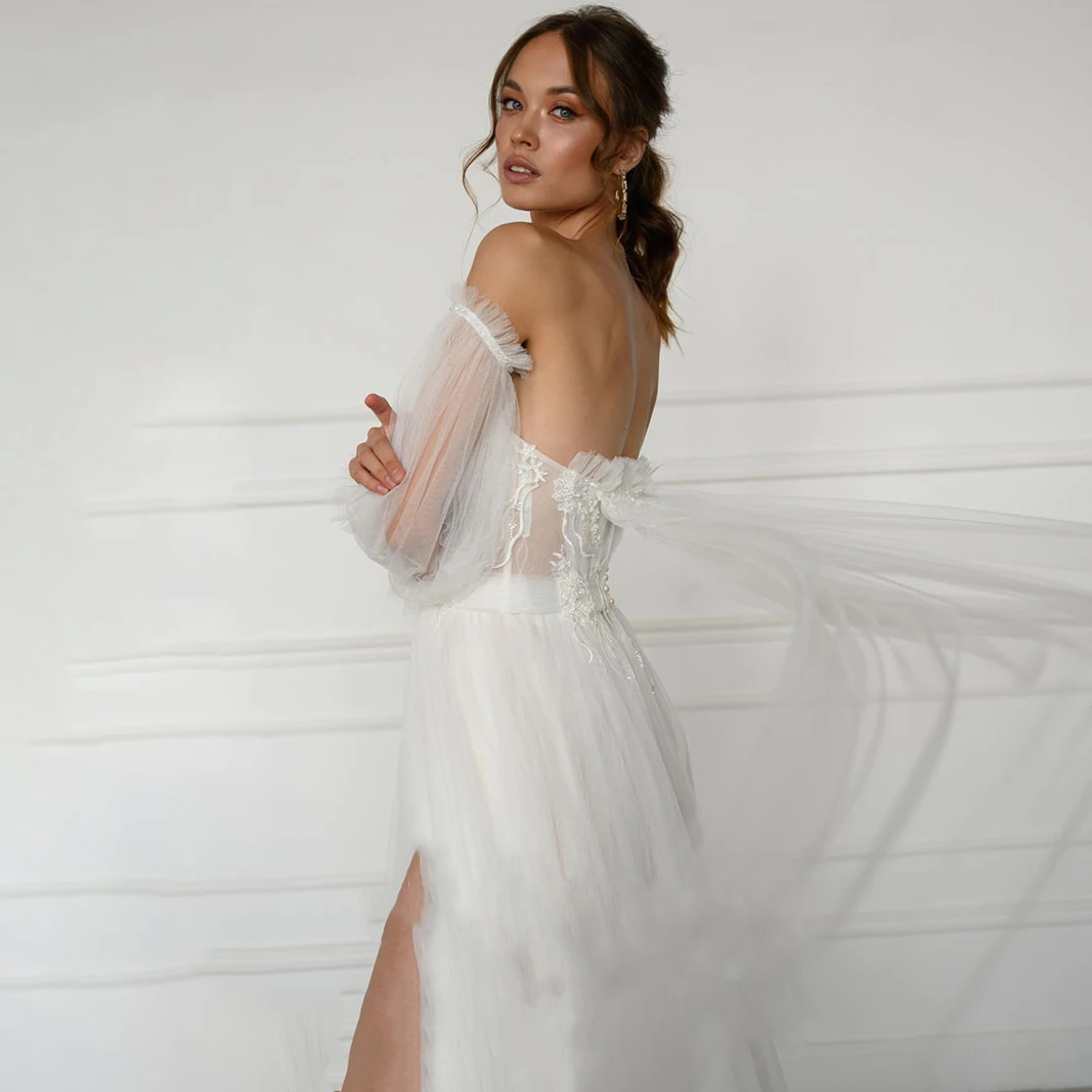 Uit De Schouder Ruches Tulle Boho Strand Bruidsjurk Een Lijn Split Vooraan Lange Sheer Mouwen Kralen Kant Custom Made trouwjurk