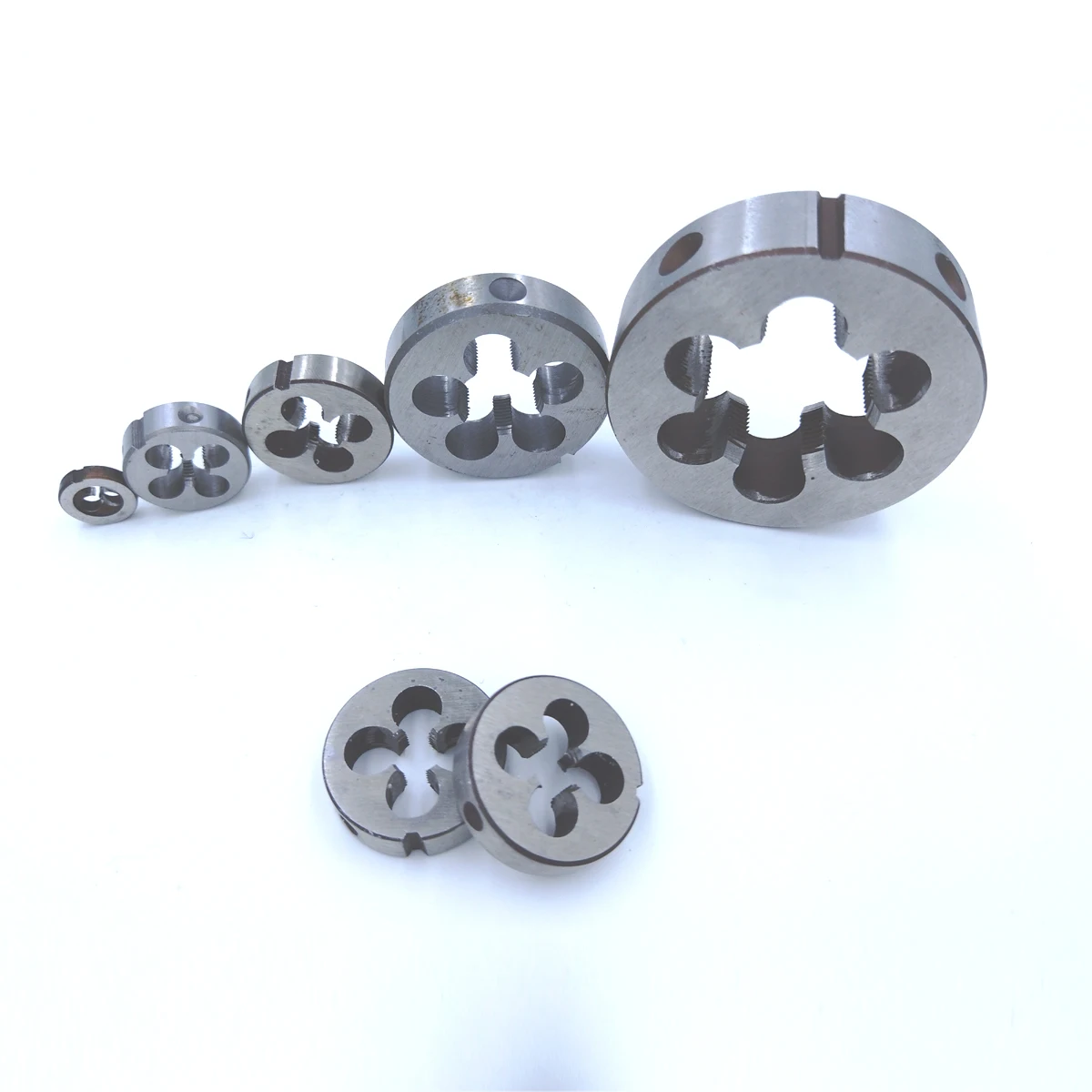 1Pc 3/8-18 NPT Taper Pipe Die 3/8 - 18 Threading Tools For Mold Machining High-quality superb high performance-price ratio