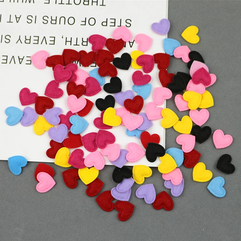 200 sztuk Mini Love Heart wyściełane Patch czuł tkaniny aplikacje DIY Craft Supplie księga gości Basteln materiały szpilka akcesoria do włosów