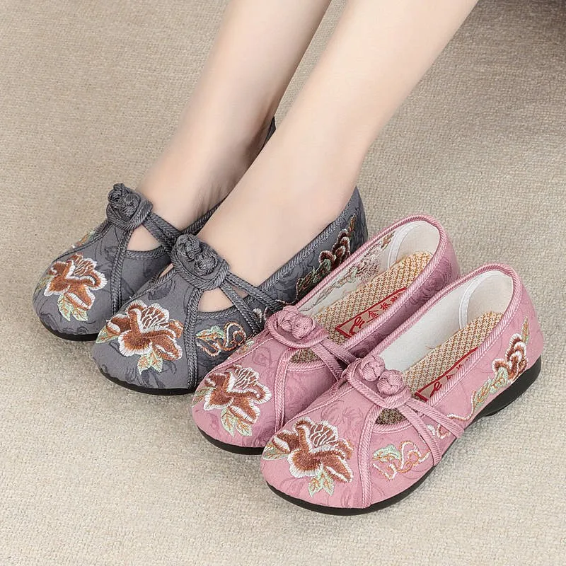 Veowalk Vintage Traditional Style Women Soft Loafers Spring Autumn Slip On Cotton Fabric Flats Comfort Chinese Embroidered Shoes