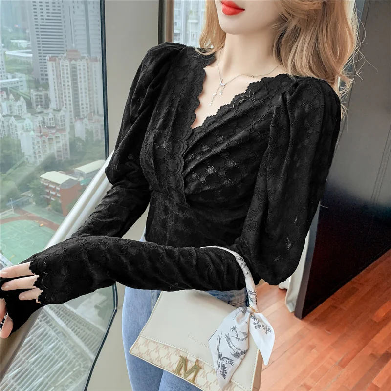 Herbst Häkeln Blume Hohle Spitze V-ausschnitt Bluse Elegante Feste Slim Puff Sleeve Top Sanfte Stricken Nähen Kreuz Weißes Hemd 17209