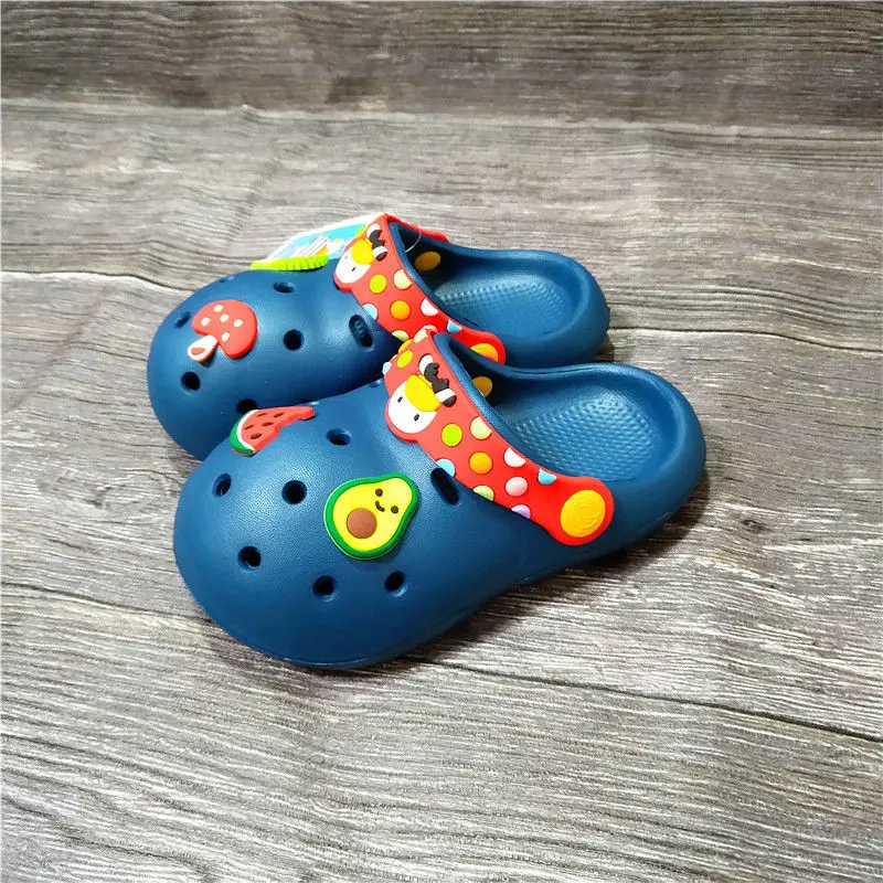 Cartoon Nette Clogs kinder Sandalen Loch Schuhe Jungen und Mädchen Weichen Boden Nicht-slip Baby Hausschuhe Sommer Kinder schuhe für Mädchen