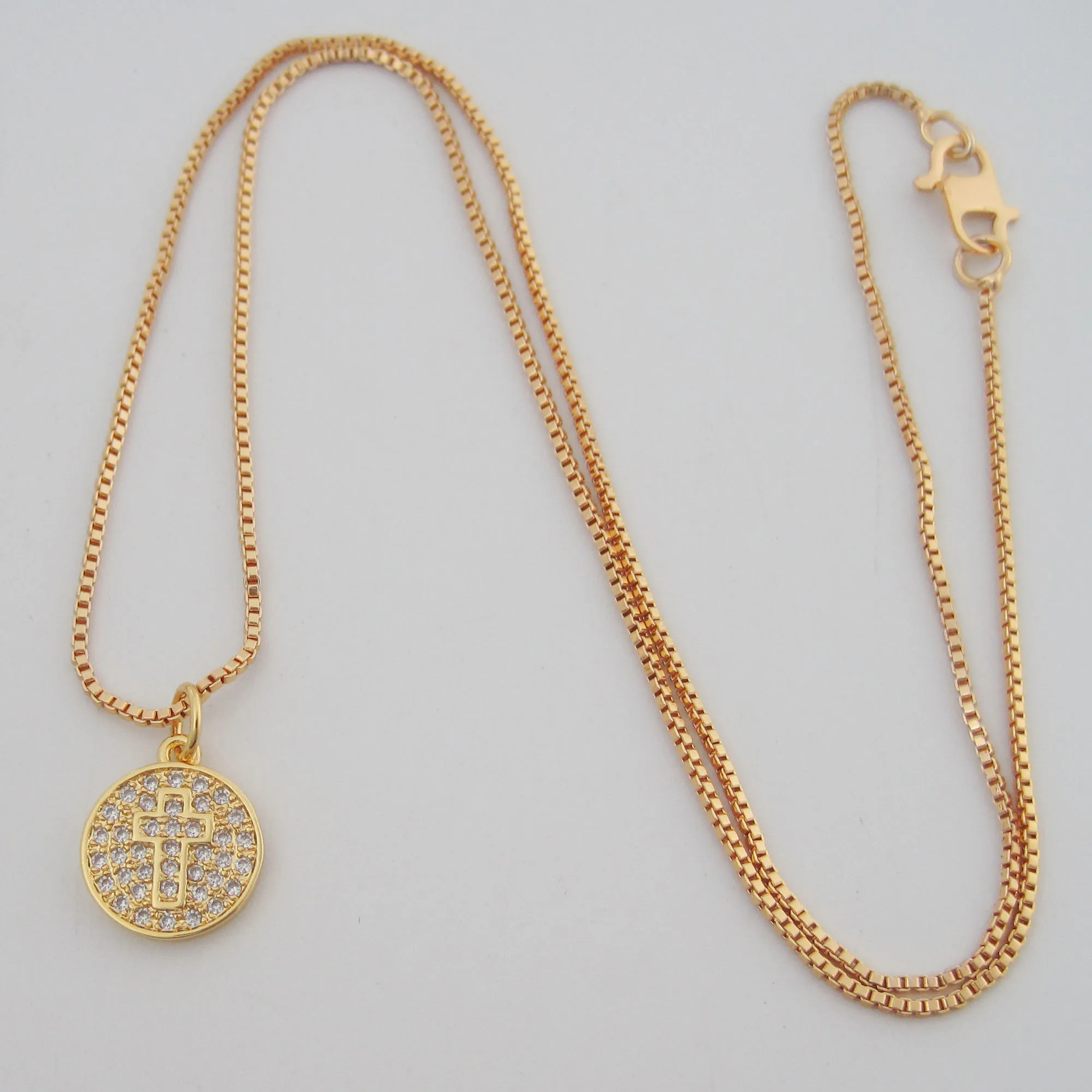 YELLOW GOLD COLOR 18