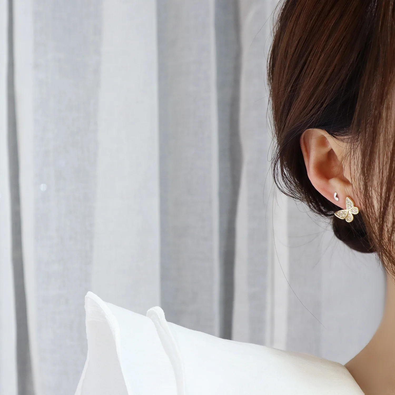 14k Real Gold Plated Fashion Jewelery Crystal Small Cute Exquisite Stud Earrings for Woman Holiday Party Elegant Earring