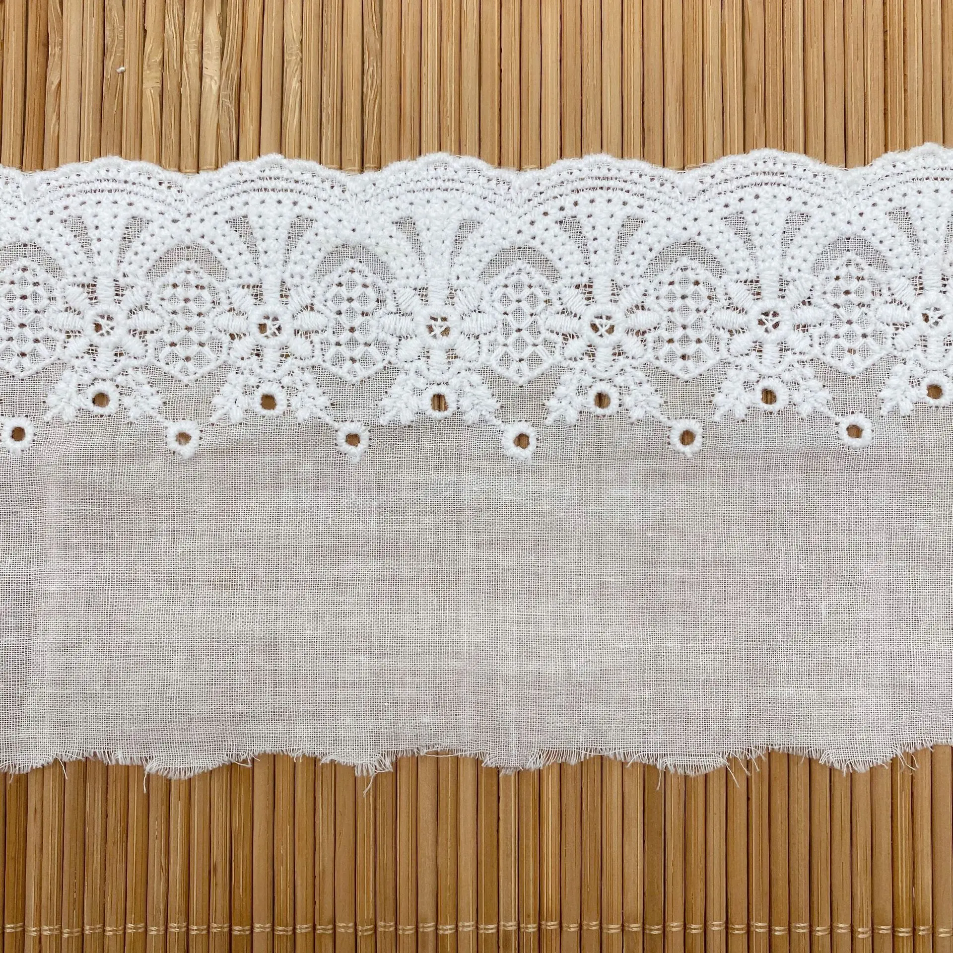 9CM Width 3Yards Hollow Embroidery Flower White Cotton Lace Fabric DIY Wedding Cloth Sewing Garment Accessories