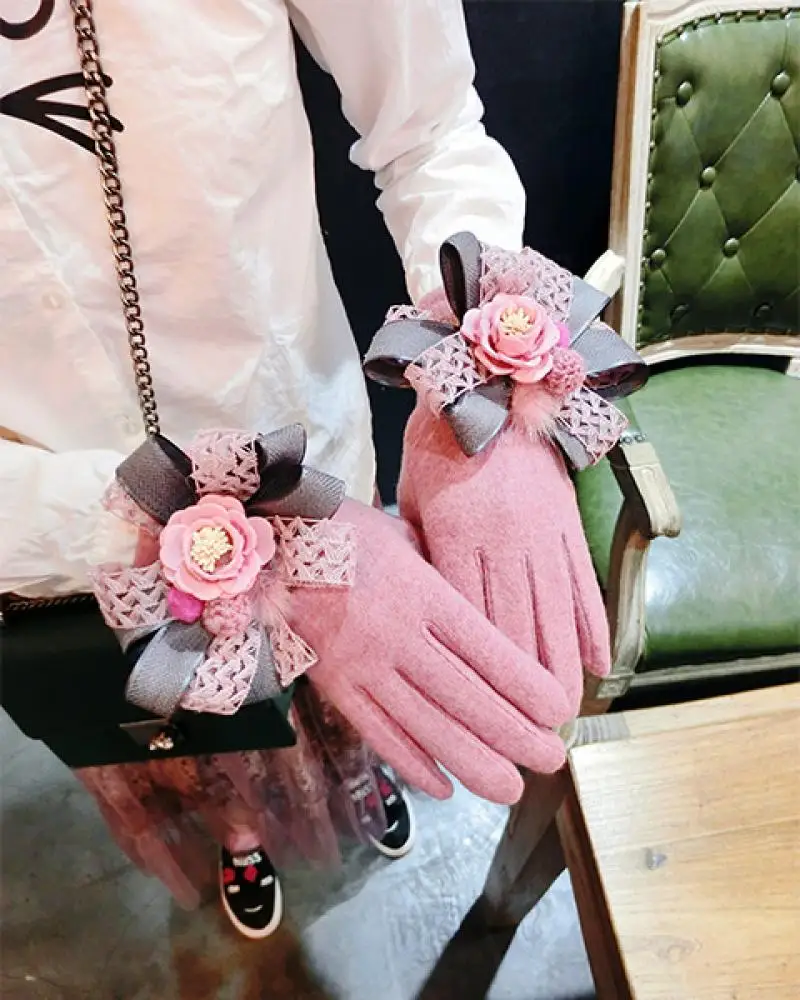 Bowknot Cashmere Gloves Korean Ladies Winter Fashion Camellia Mink Fur Ball Touch Screen Thickening Warmth Finger Gloves