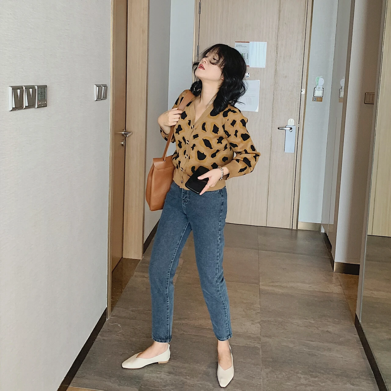 2023 Cardigan con stampa leopardata da donna Top New Woman Coat maglione moda coreana Y2k camicetta gilet abbigliamento femminile giacca manica lunga