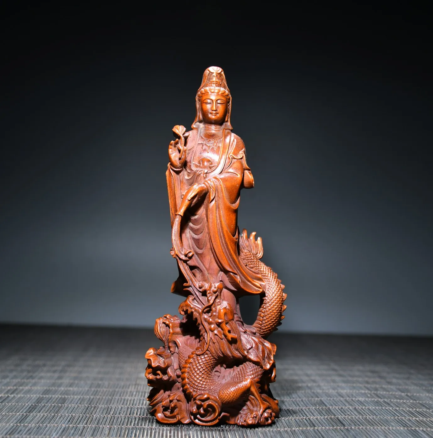 

6"Tibetan Temple Collection Old Boxwood Ride Dragon Guanyin Bodhisattva Standing Buddha Worship Hall Town house Exorcism