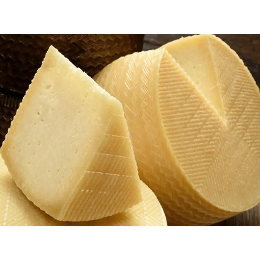 Manchego formaggio artigianale indurito D.O.P. -Arteformaggio-pezzo 250 gr