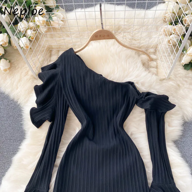 Neploe Stylish Diagonal Collar Off-shoulder Vestidos Mujer 2025 New Flare Sleeve Slim Waist Knitted Robe Ruffles Hen Dress Women