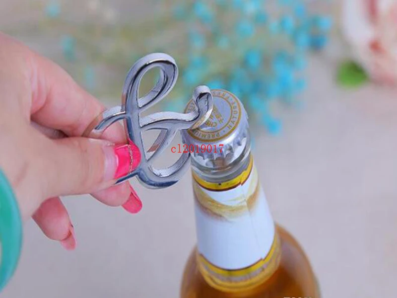 

Free Shipping 300Pcs Wholesale "Mr. and Mrs." Ampersand Bottle Opener Favor For Party Supplies Silver Wedding Gift For Guest