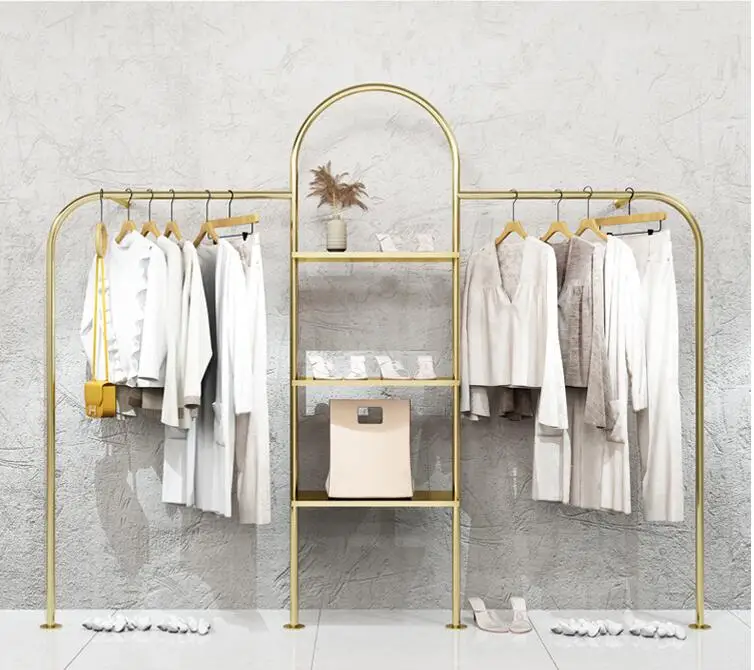 Stainless steel clothes display rack of Hanfeng women's clothing store