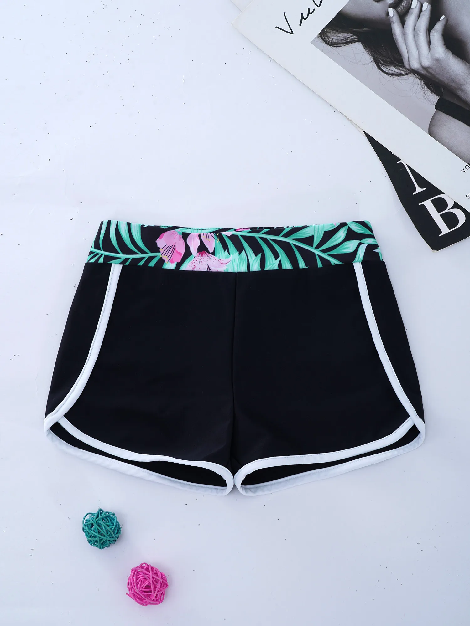 Teens Girls Print Swimwear Swimsuit Cross Straps Crop Tops with Shorts Briefs Set Beach Pool Water Park Bathing Suit Rash Guard