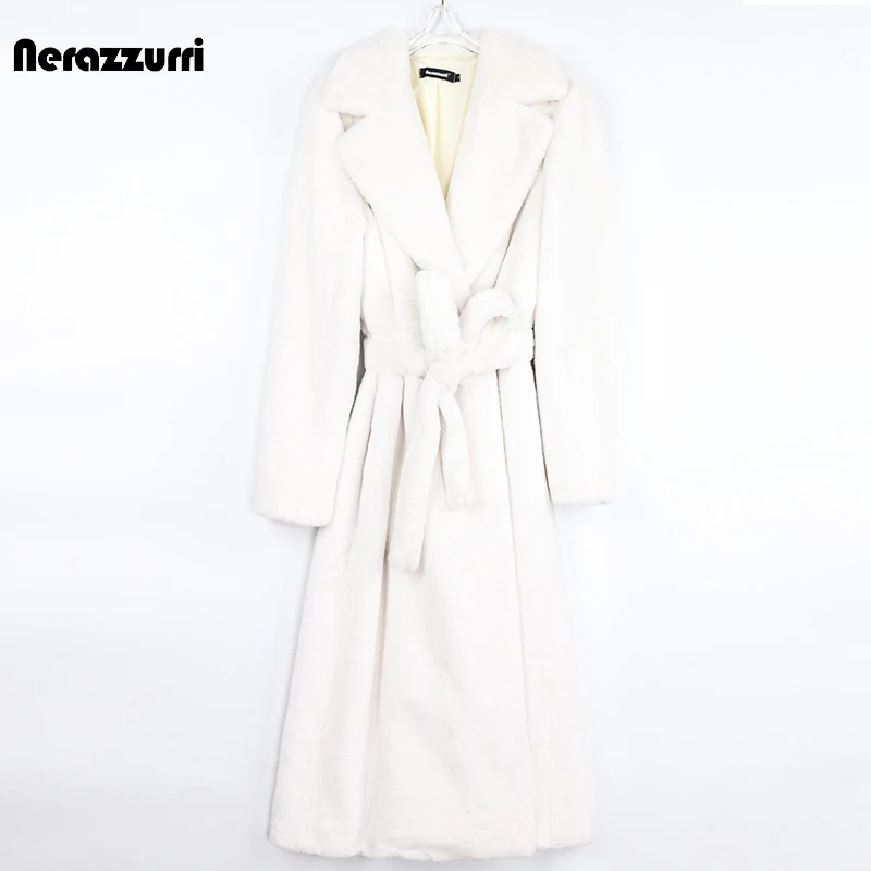 Nerazzurri zimowy długi biały czarny ciepły, puszysty płaszcz ze sztucznego futra kobiet z długim rękawem pas klapy stylowy koreański moda bez guzików