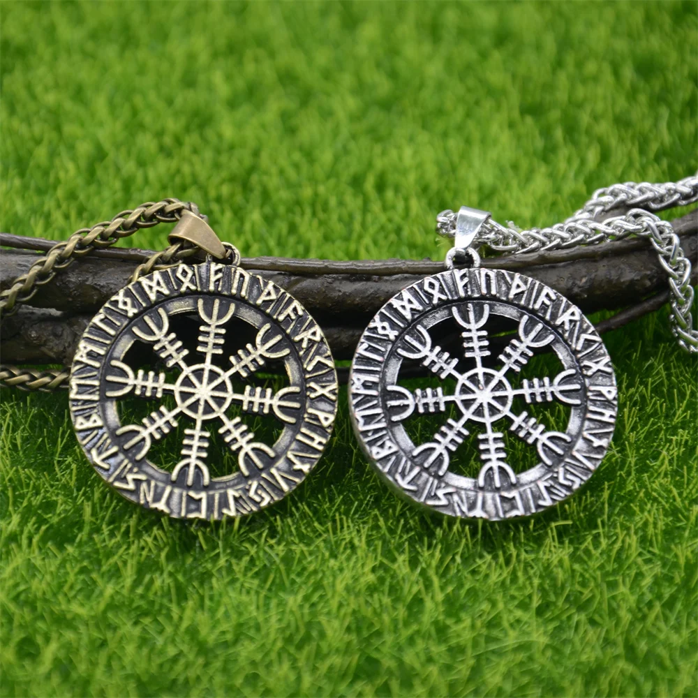 Viking Vegvisir Compass Amulet And Talisman Runic Jewelry Necklace Charms Accessories For Men Women