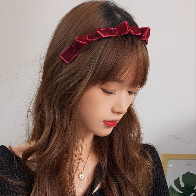 Korean version of the wild daily velvet bow headband girl sweet retro French headband out headdress