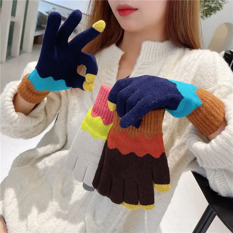 Fashion Knited Touch Screen Gloves For Women Winter Full Finger Thicken Hand Warmer Acrylic Glove Female Young Students G079