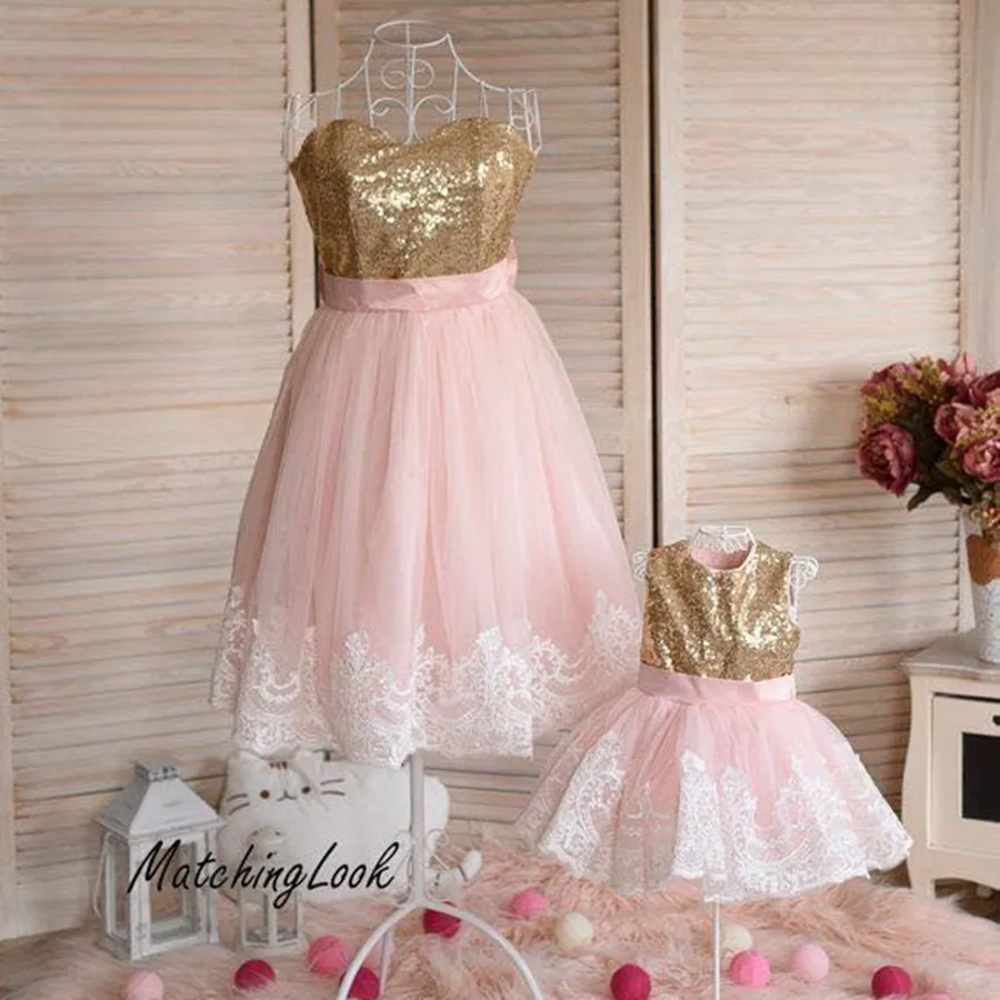 Sweetheart Pink Mother Daughter Dresses Golden Sequin Mom kids Strapless Dresses Mom Kids Photography Dresses Custom Made