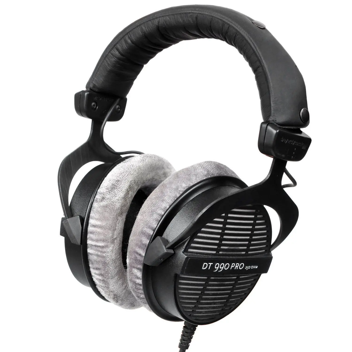 مراجعة شاملة لسماعة الرأس Beyerdynamic DT 990 Pro 250 أوم – الأفضل لمحترفي الاستوديو والصوتيات الدقيقة