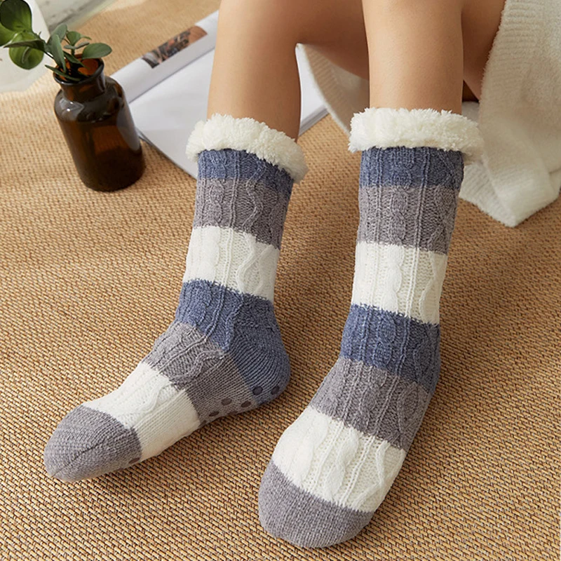 Winter Warm Socks Plus Thicken Comfortable Stripes Women Socks Mid-calf Sleep Fuzzy Stocking Xmas Gift Home Floor Carpet Socks