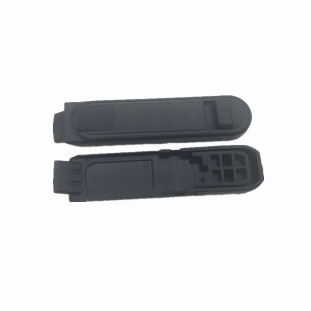 New Bottom Connector Headset Dust Side Cover For Motorola XIR P6600 P6620 XPR3300 MTP3150 MTP3250 Portable Radio Walkie Talkie