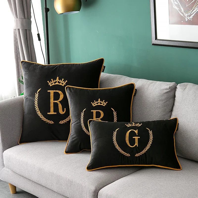 Diphylleia A-Z Letter Embroidered Pillow Cover Authentic Luxury Black Velvet Cushion Case Living Room Sofa Office Car Home Gift