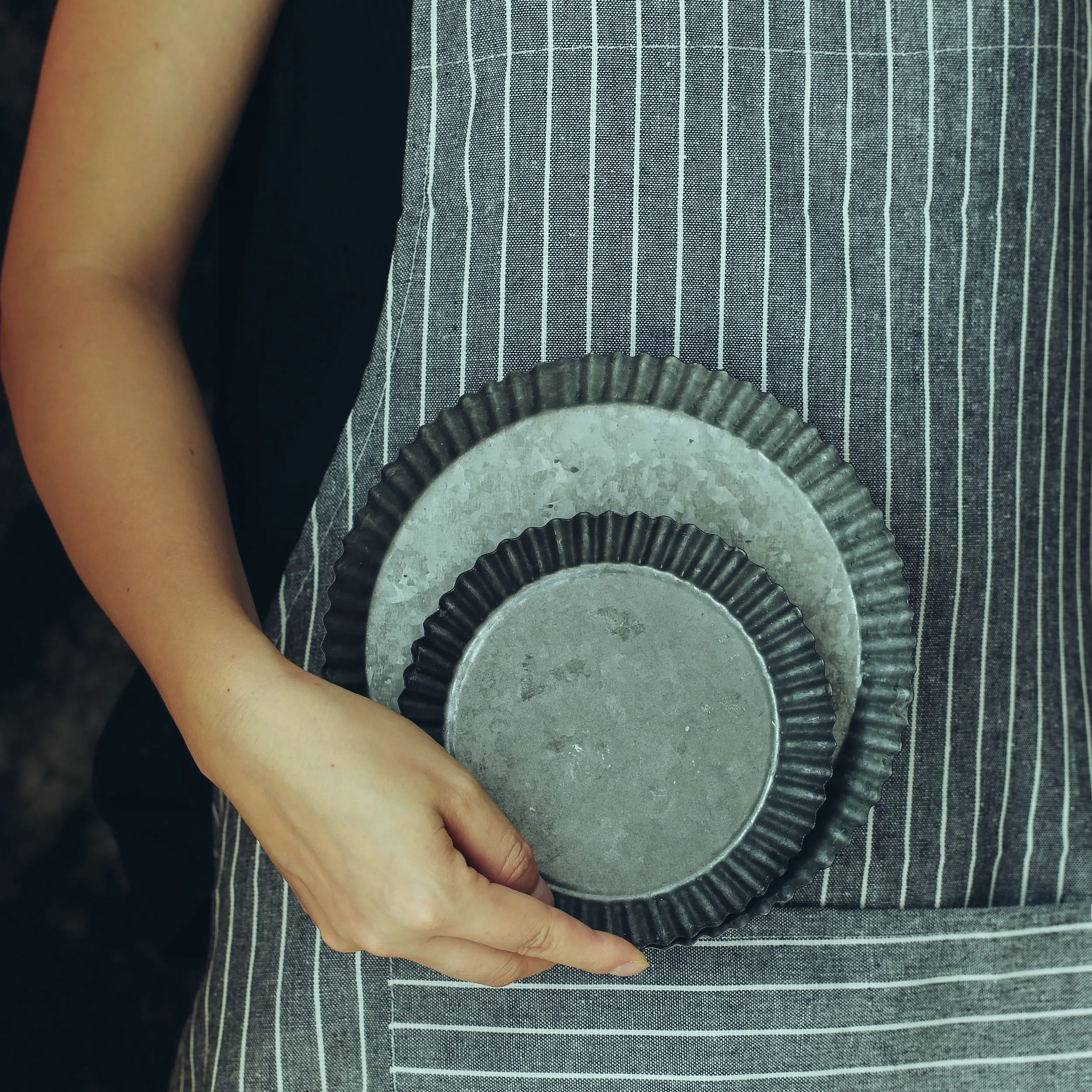 Iron Plate Nostalgic Fancy Retro Plate Set Bread Cake Fruit Tray Food Photography Props