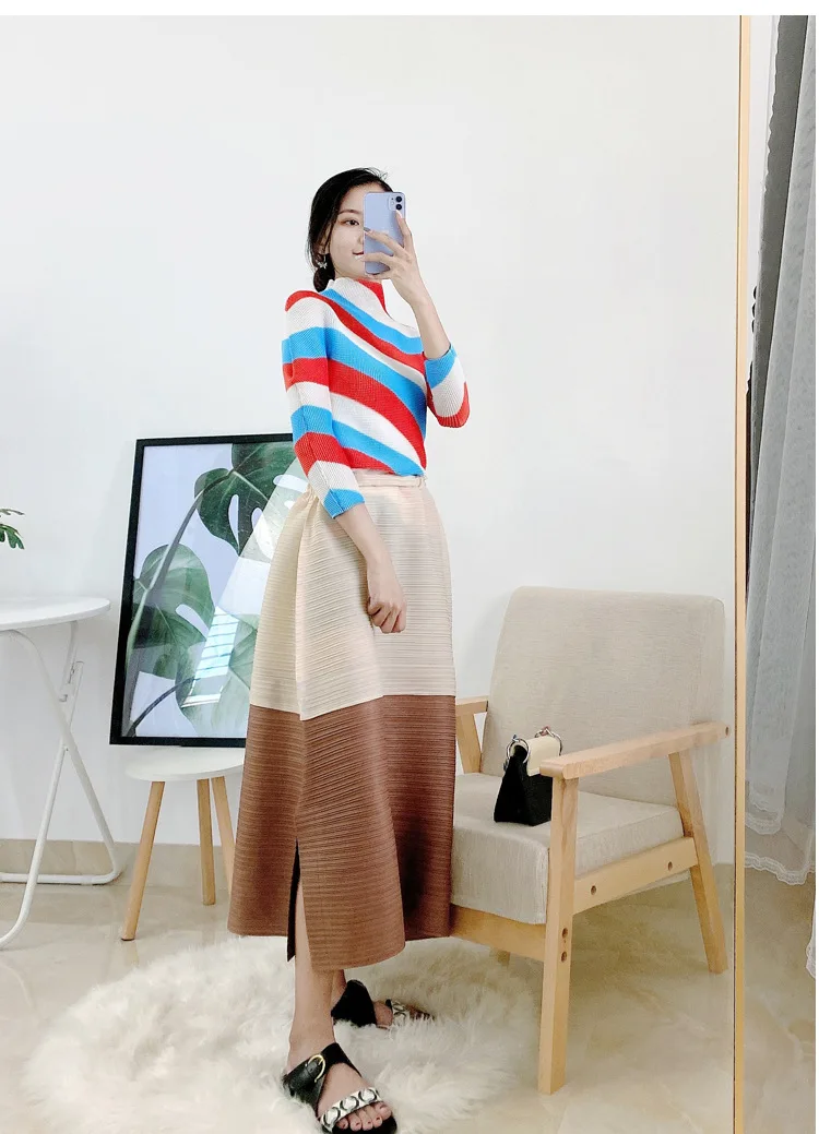 

HOT SELLING Miyake fashion three quarter Tofu pleats turtleneck Sexy Thin Color stripes print T-shirt IN STOCK