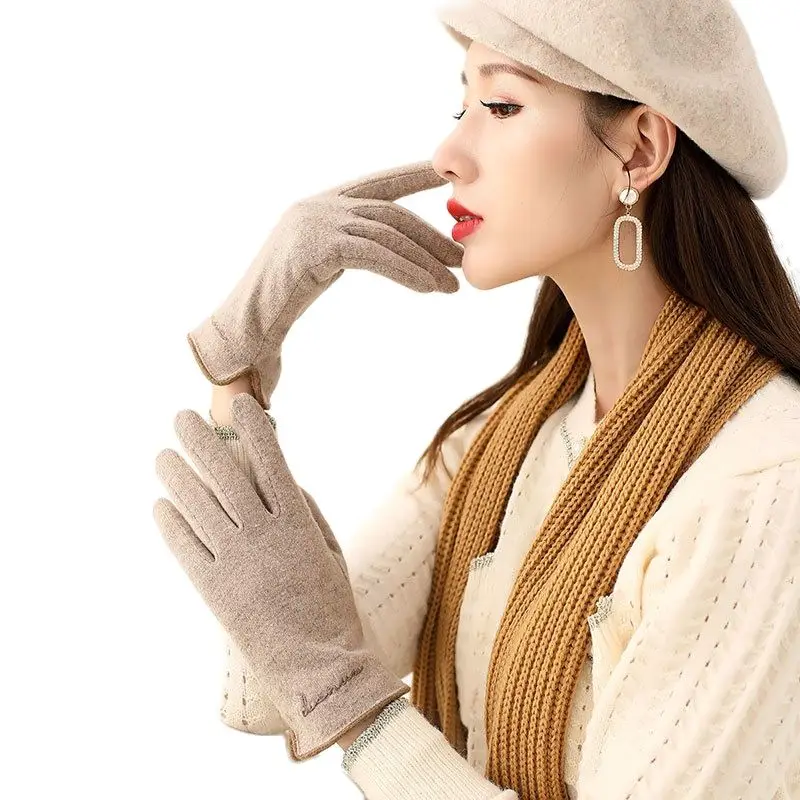 New Women Winter Touch Screen Plus Velvet Thicken Keep Warn Cashmere Elegant Female Retro Letter Embroidery Cycling Gloves