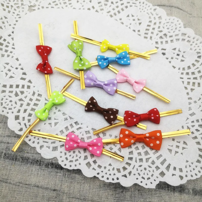 

50pcs Multicolor Metallic Wire Twist Ties Bowknot for Candy Bag Baking Packaging Cello Bags Ligation Lollipop Sealing Twist Tie