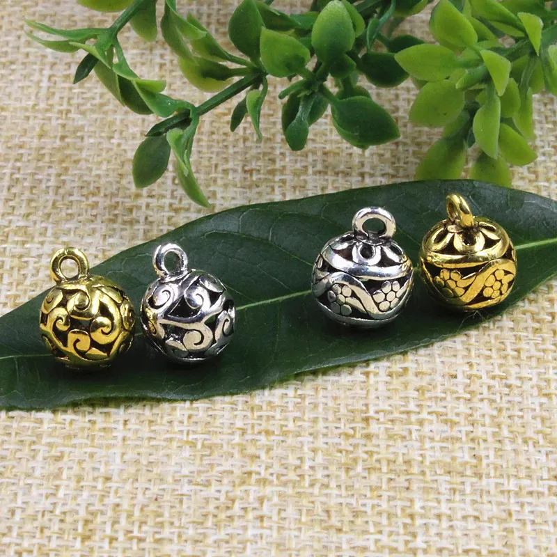 20pcs/Lot Antique Silver/Gold Color Hollow Out Round Ball Charms 11mm Manual Jewelry Flower Ball Pendants DIY Necklace Bracelets