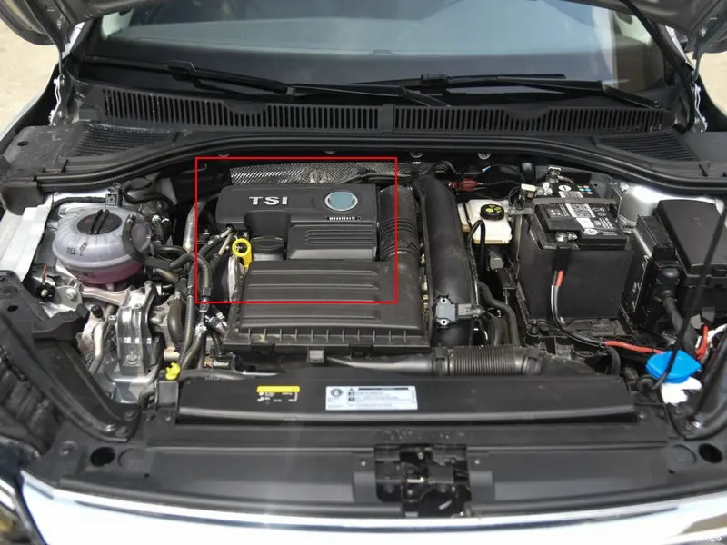 Apply  Jette Golf 7 MK7 Tiguan MK2 Touran L Bora Passat B8L 1.2TSI 1.4TSI EA211 Upper engine cover plate Guard plate 04E 103 925