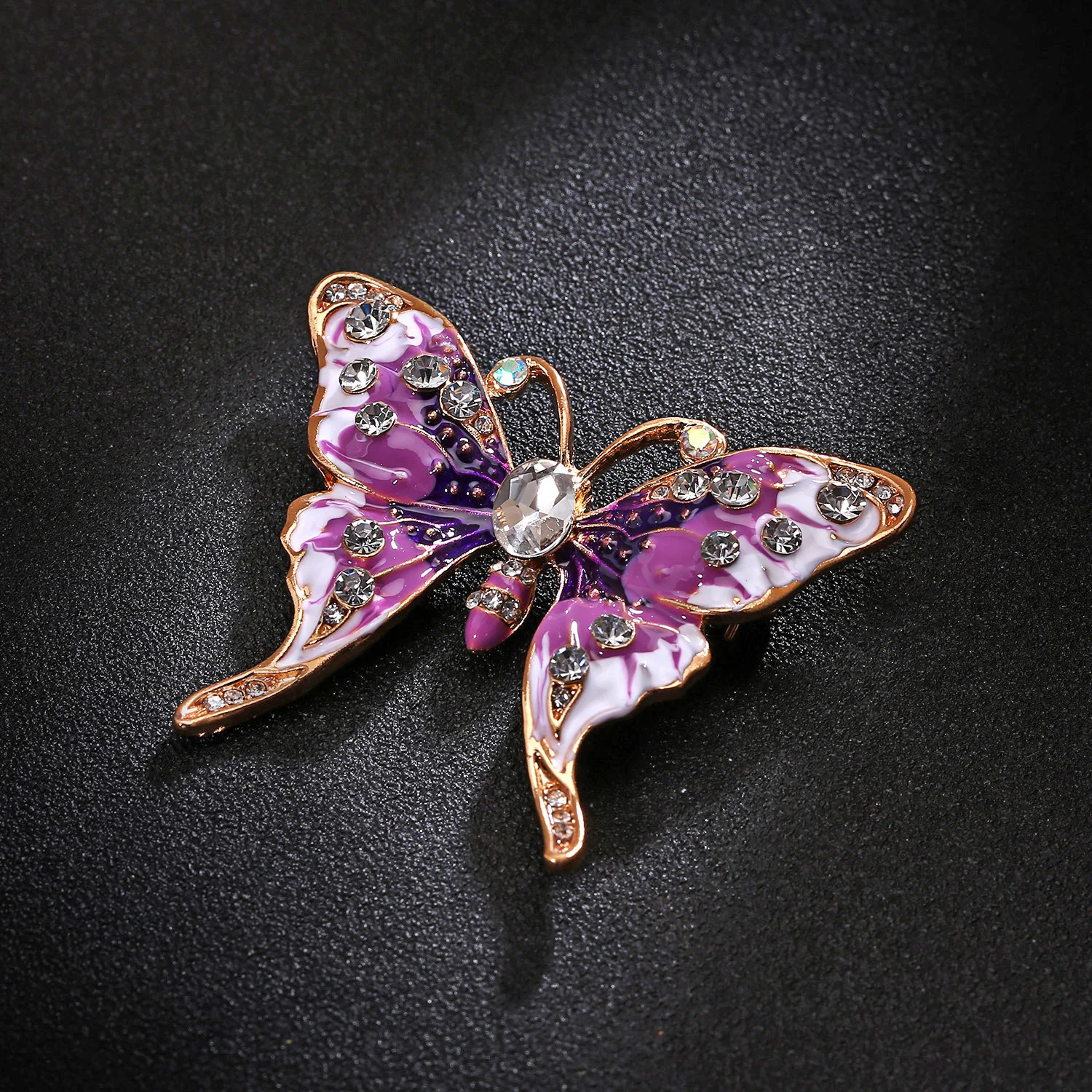 Rinhoo Vintage Butterfly Wings Brooch Elegant Animal Rhinestone Imitation Pearl Insect Butterfly Pin Badge Wedding Party Jewelry