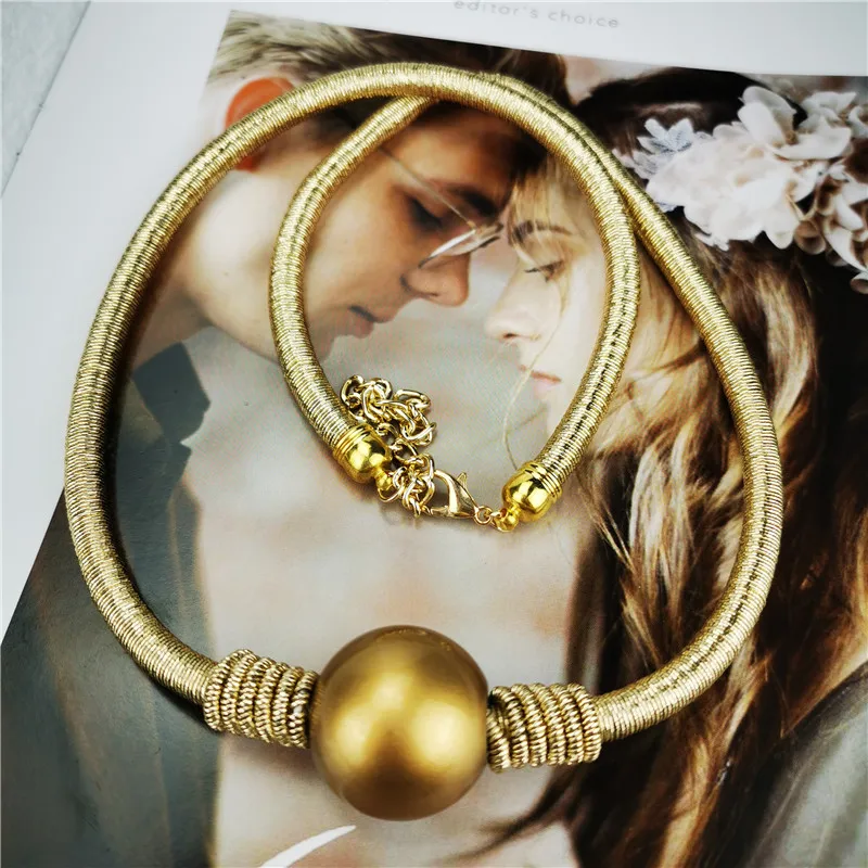 UKEBAY New Gold Pendant Necklace Luxury Accessories Women\'s Fashion Punk Trend Bohemian Gold Beads Chain Matching Accessories