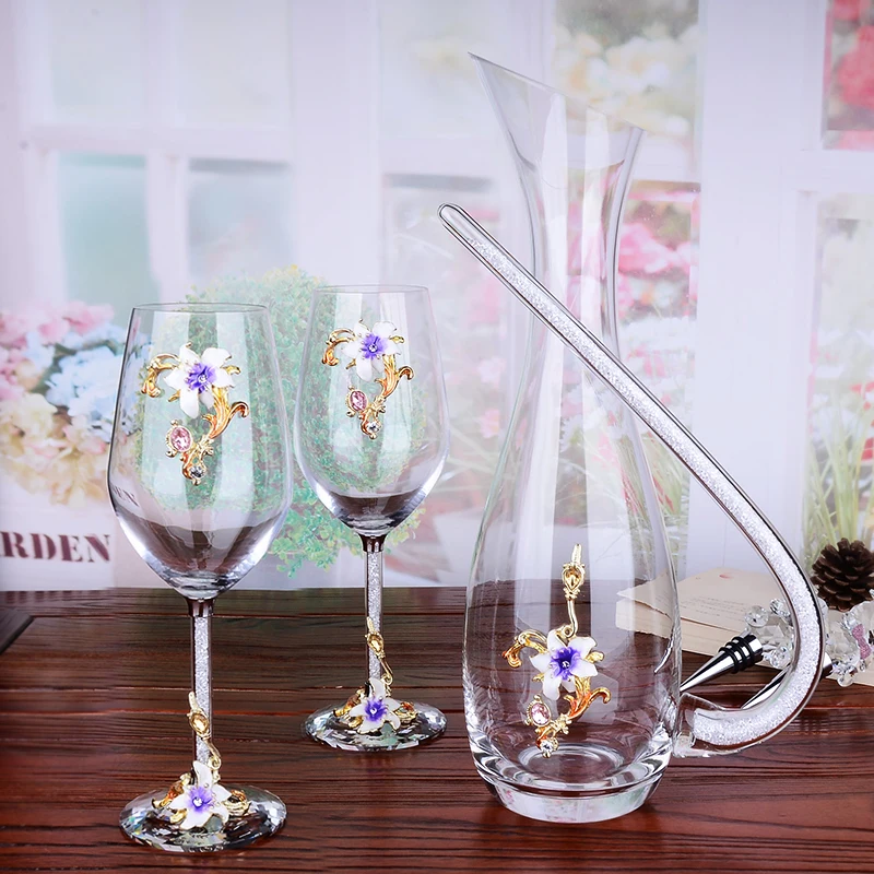 

High-End Enamel Red Wine Glass Decanters Kit Lily Light Luxury Goblet Gift Box Creative Wedding Gift