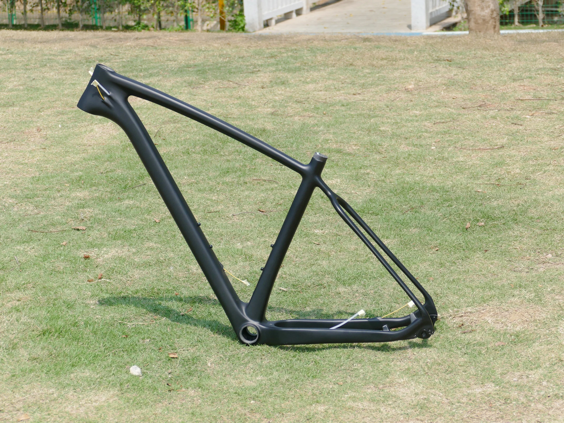 

F-5 Full Carbon UD Matt Matte 29ER Mountain Bike Frame MTB 148mm * 12mm Thru Axle MTB Bicycle Frame 15.5" / 17.5" / 19" / 21"