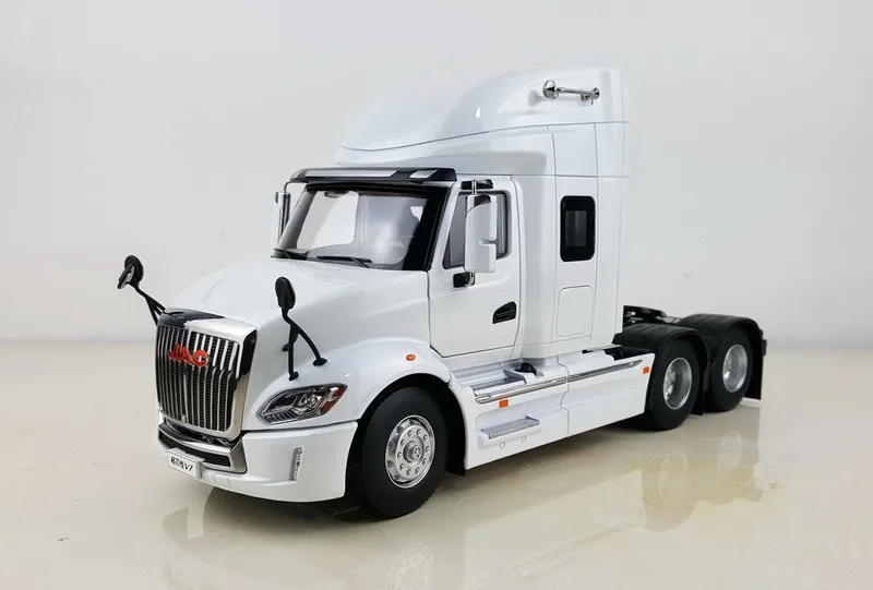 Collectible Alloy Model Gift 1:24 Scale Jac Gallop V7 American Long Truck Tractor Trailer Vehicles Diecast Toy Classic Model