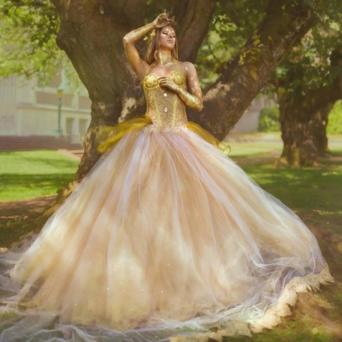 Vestido de fiesta de tul de fantasía de cuento de hadas, con cuentas de tul dorado, lentejuelas, vestidos de novia de princesa con encaje Halter