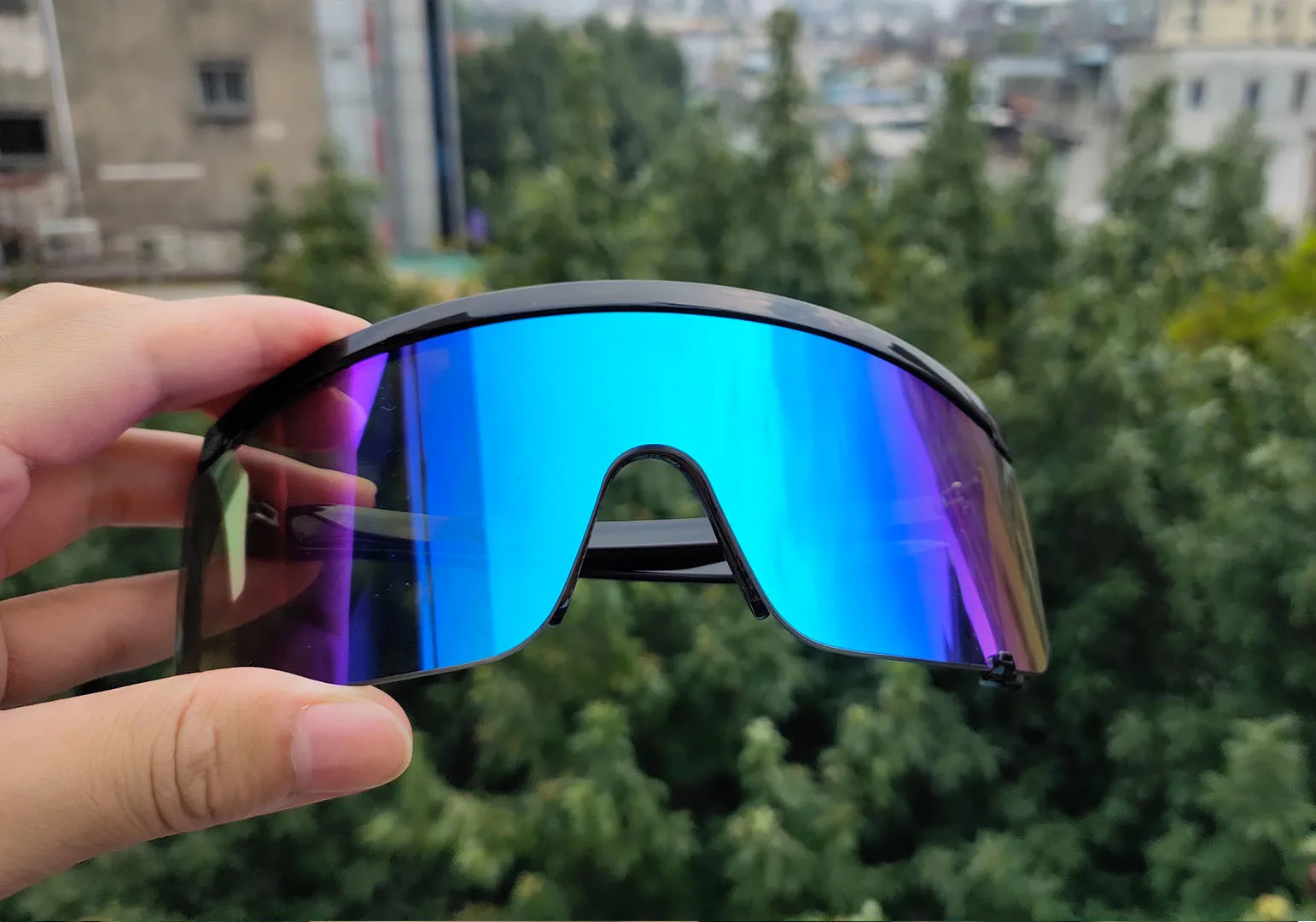 Übergroße Sport-Sonnenbrille für Herren 2026 Luxusmarke Winddichte Rechteckige Sonnenbrille für Damen Fahrbrille Gafas De Sol Hombre – Detail 3
